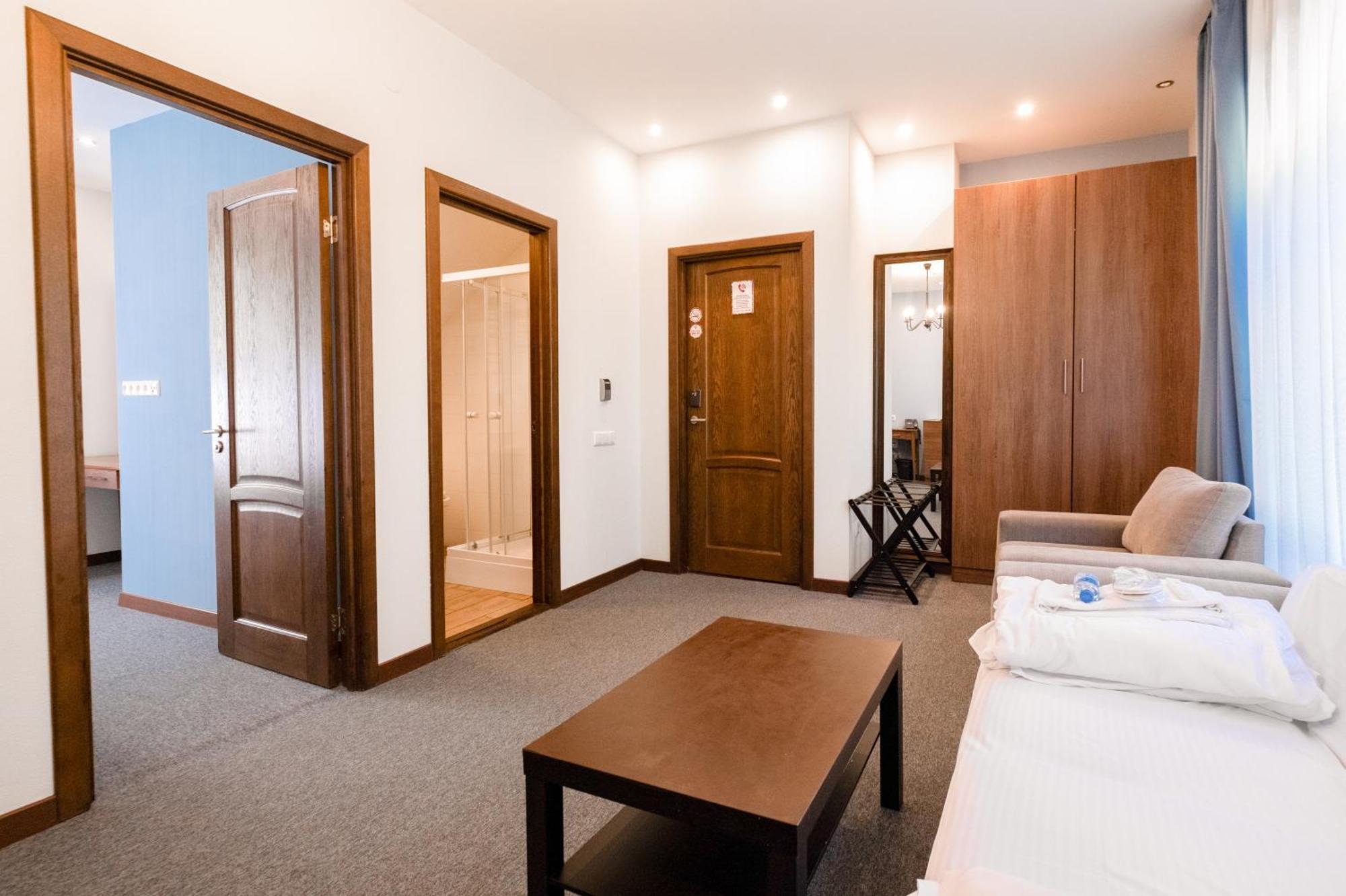 Oi-Qaragai Mountain Resort Besqaynar エクステリア 写真