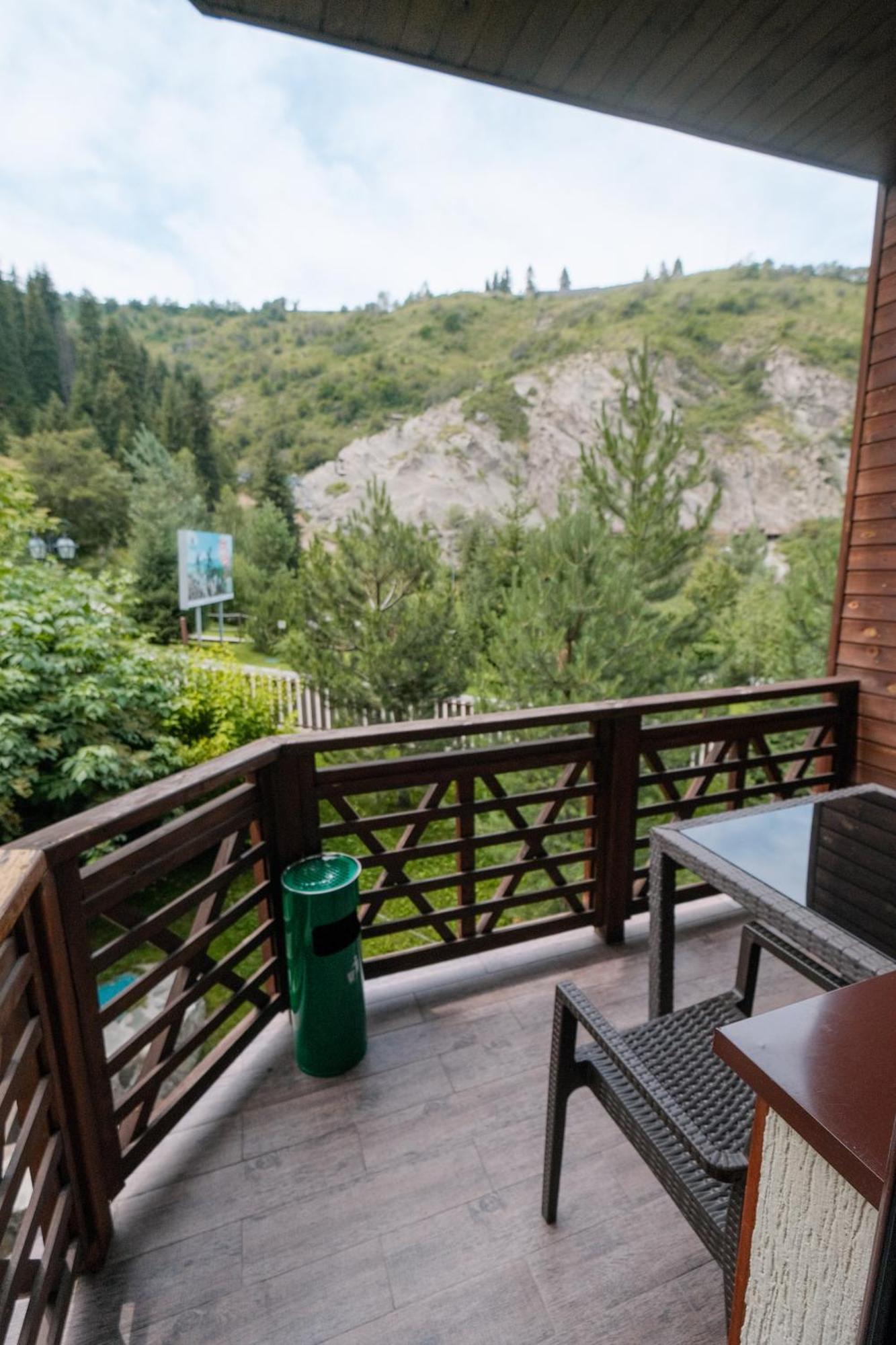 Oi-Qaragai Mountain Resort Besqaynar エクステリア 写真