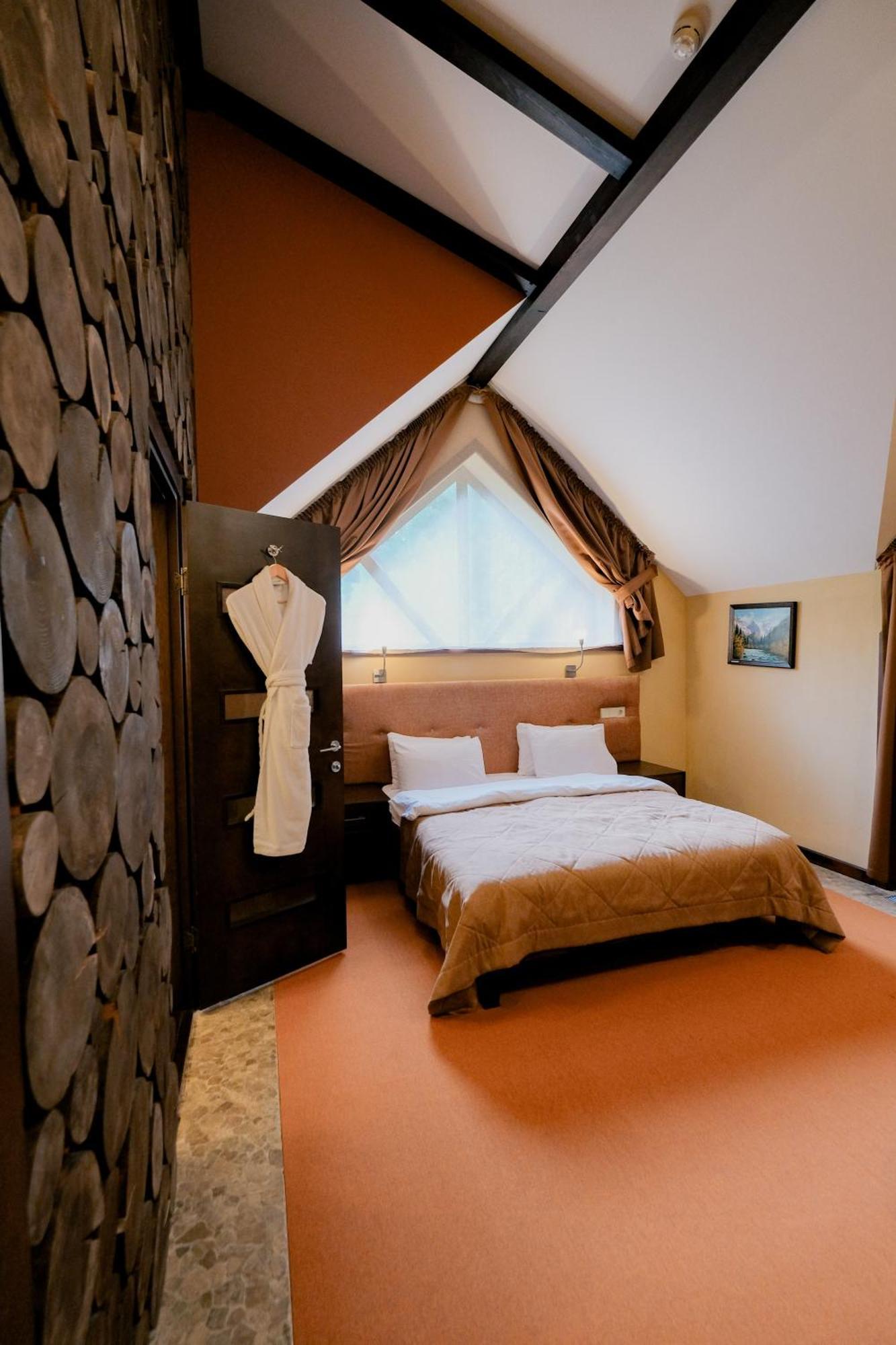 Oi-Qaragai Mountain Resort Besqaynar エクステリア 写真